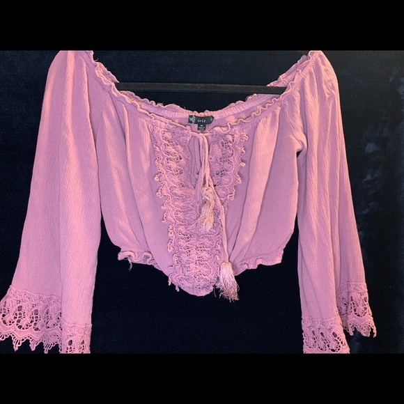 iris Tops - Purple top